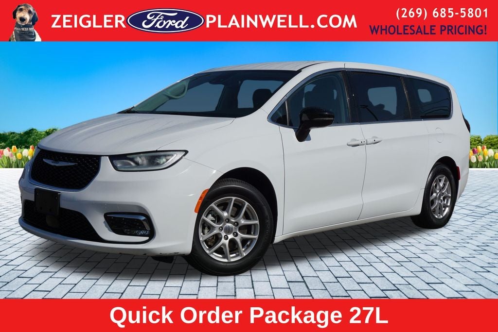 2024 Chrysler Pacifica Touring L