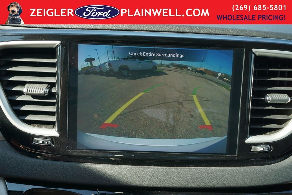 2024 Chrysler Pacifica Touring L Leather Quad Seats Power Doors Rear Camera