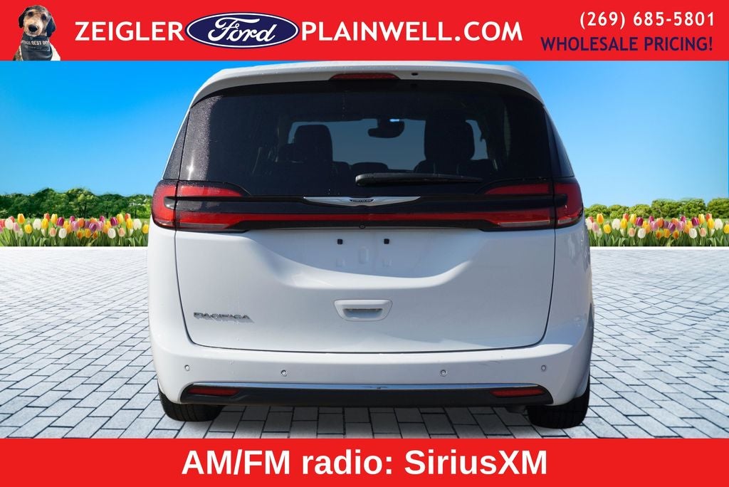2024 Chrysler Pacifica Touring L