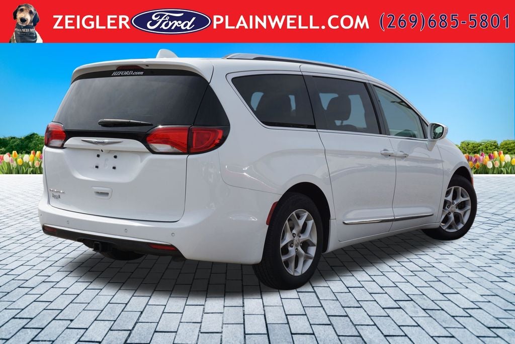 2018 Chrysler Pacifica Touring L Plus
