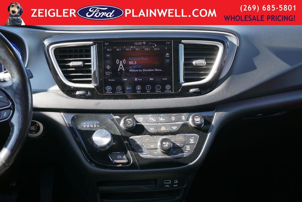 2020 Chrysler Pacifica Touring