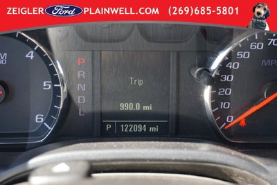 2019 Chevrolet Silverado 1500 LD WT Double Cab 4x4 V8 5.3 Liter Rear Topper