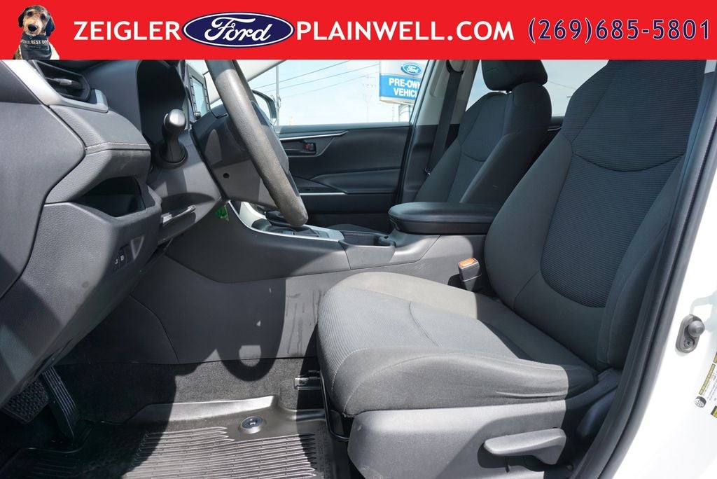 2022 Toyota RAV4 LE Rear Camera Blind Spot Pkg