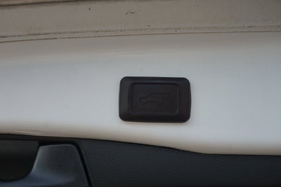 2023 Toyota RAV4 Hybrid XLE AWD Power Moonroof Rear Camera Power Seat