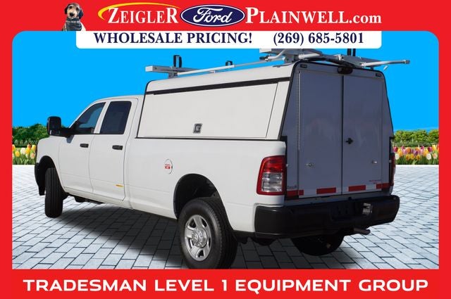 2023 RAM 3500 Tradesman CREW CAB 4X4 6.4L V8 REAR TOPPER