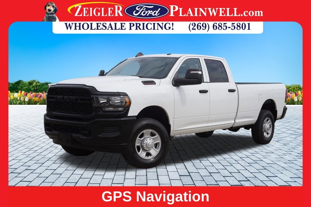 2023 RAM 3500 Tradesman 4x4 CREW CAB LONG BOX 6.4L V8 Navigation HD Vinyl