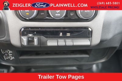 2023 RAM 3500 Tradesman 4x4 CREW CAB LONG BOX 6.4L V8 Navigation HD Vinyl