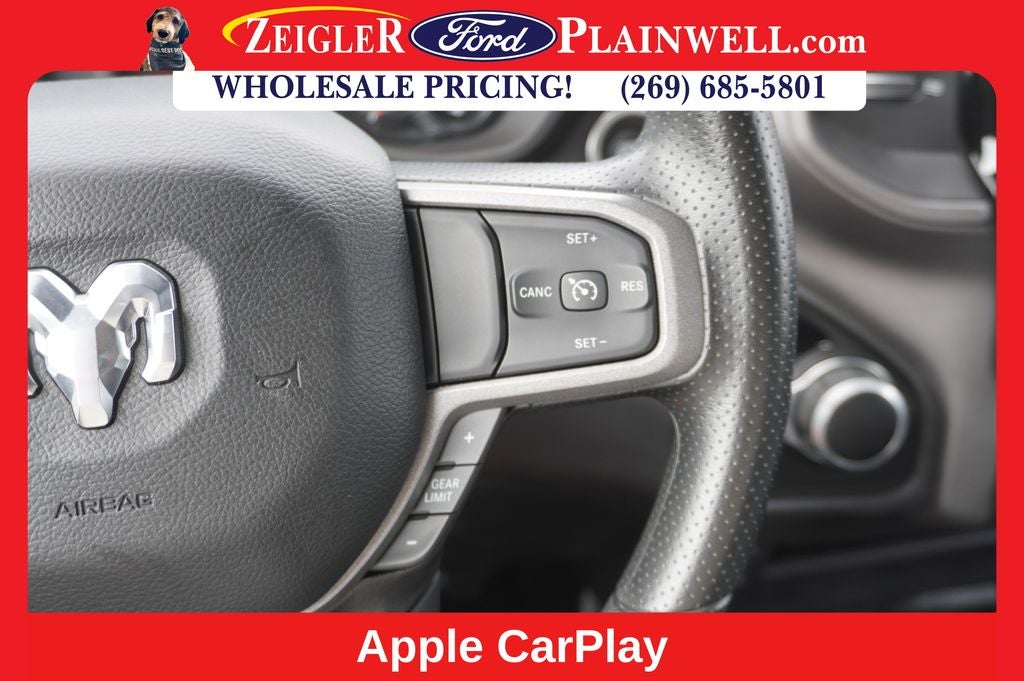 2023 RAM 3500 Tradesman 4x4 CREW CAB LONG BOX 6.4L V8 Navigation HD Vinyl