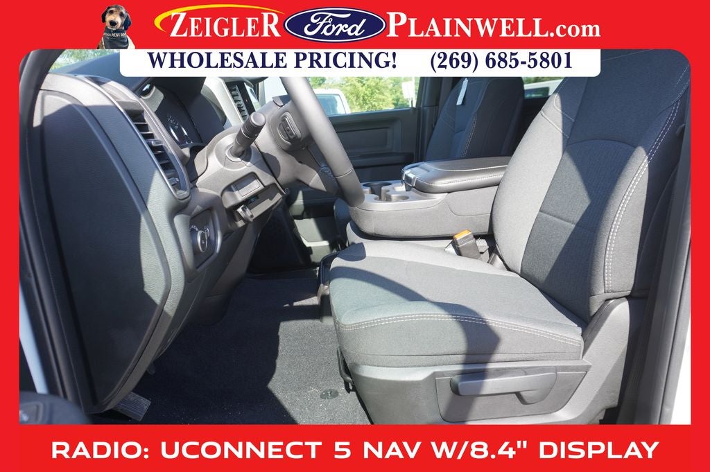 2024 RAM 3500 Tradesman CREW CAB 4X4 CUMMINGS TURBO DIESEL NAVIGATION