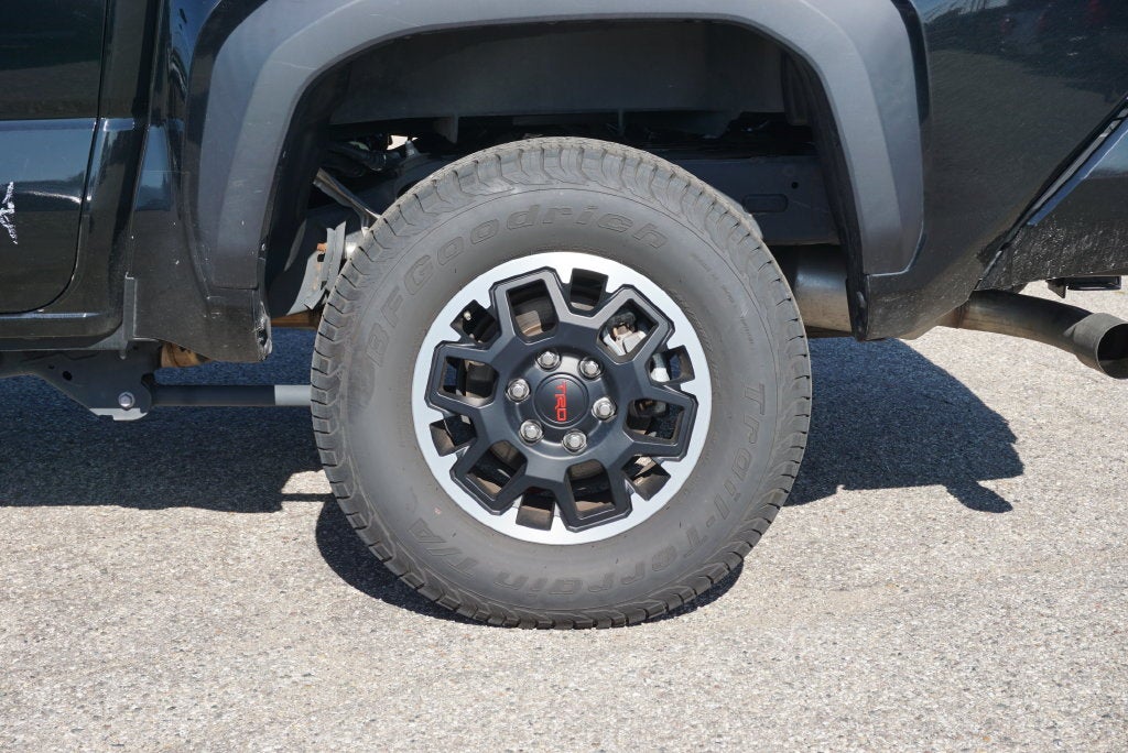 2025 Toyota Tacoma TRD Off-Road TRD OFF ROAD PKG 4x4 Adaptive Cruise Lane Departur