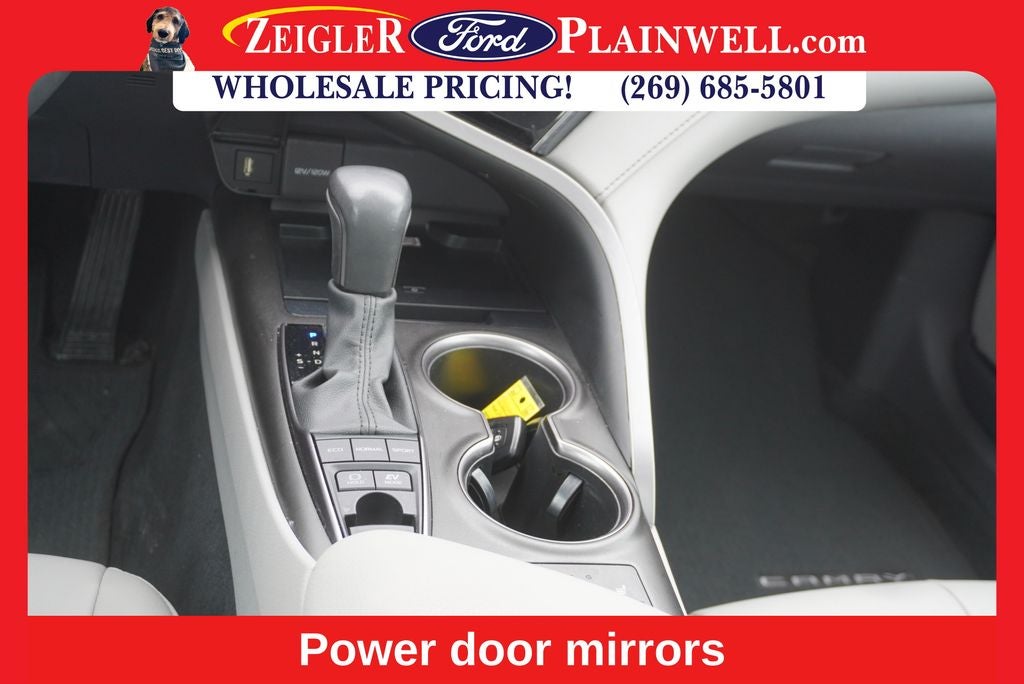 2023 Toyota Camry Hybrid SE