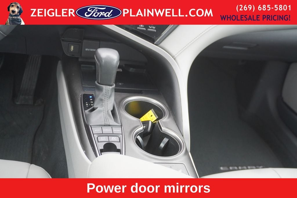 2023 Toyota Camry Hybrid SE