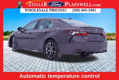 2023 Toyota Camry Hybrid SE