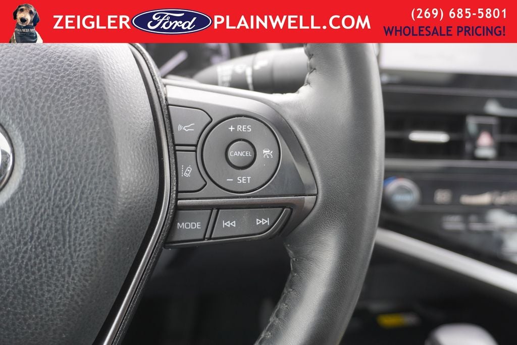 2023 Toyota Camry Hybrid SE