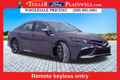2023 Toyota Camry Hybrid SE