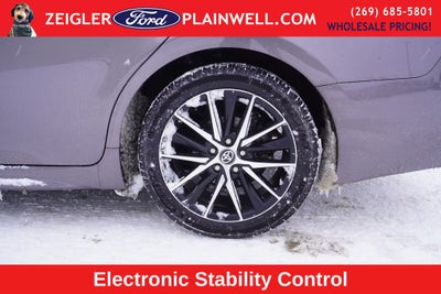 2023 Toyota Camry Hybrid SE