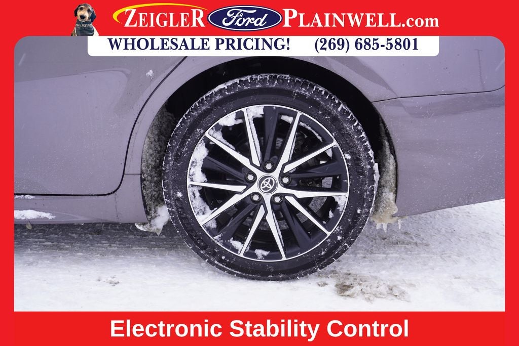 2023 Toyota Camry Hybrid SE