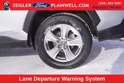 2022 Toyota RAV4 Hybrid XLE AWD Power Moonroof Rear Camera