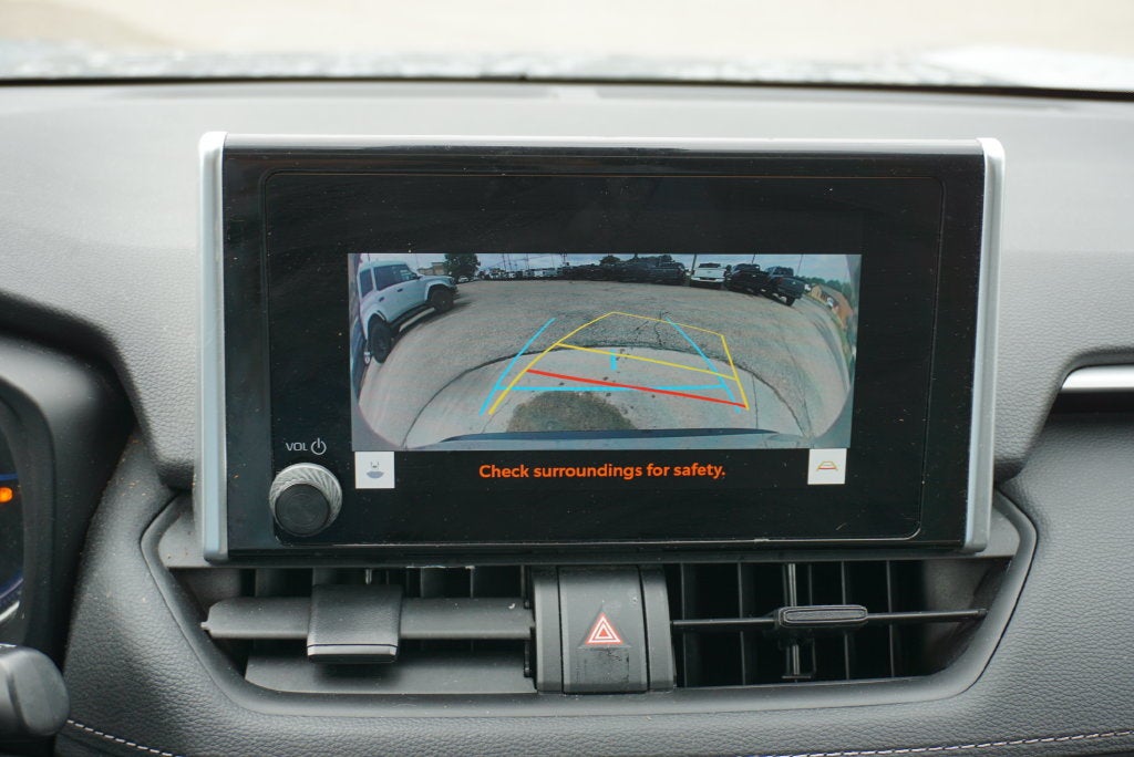 2023 Toyota RAV4 Hybrid XLE AWD Power Moonroof Convenience Pkg Rear Camera