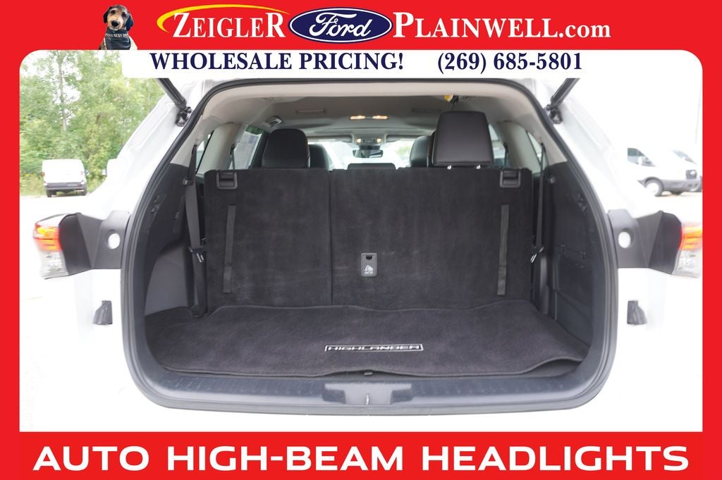 2023 Toyota Highlander XLE AWD POWER MOONROOF LEATHER REAR CAMERA