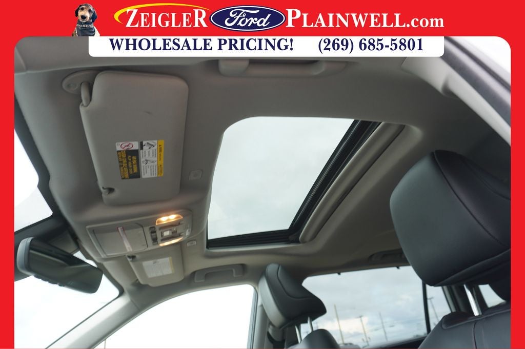 2023 Toyota Highlander XLE AWD POWER MOONROOF LEATHER REAR CAMERA
