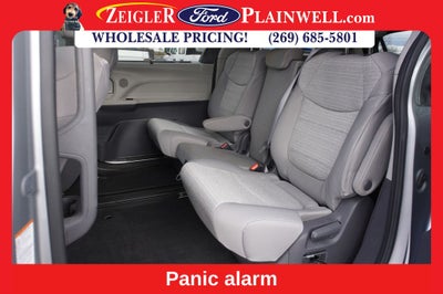 2021 Toyota Sienna LE 8 Passenger