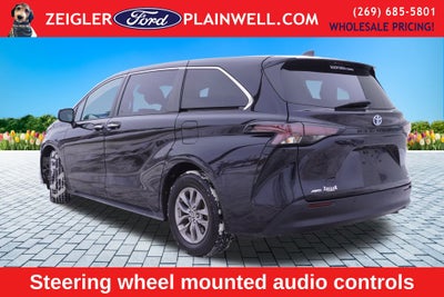 2023 Toyota Sienna XLE 7 Passenger