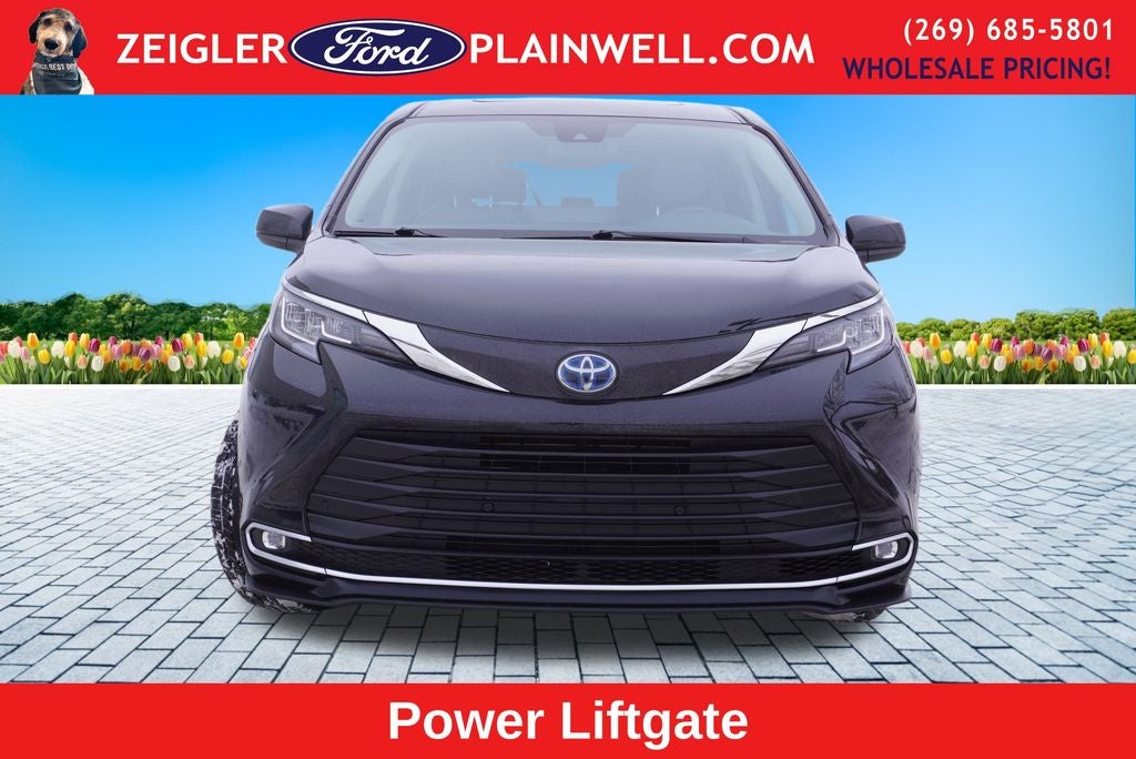 2023 Toyota Sienna XLE 7 Passenger