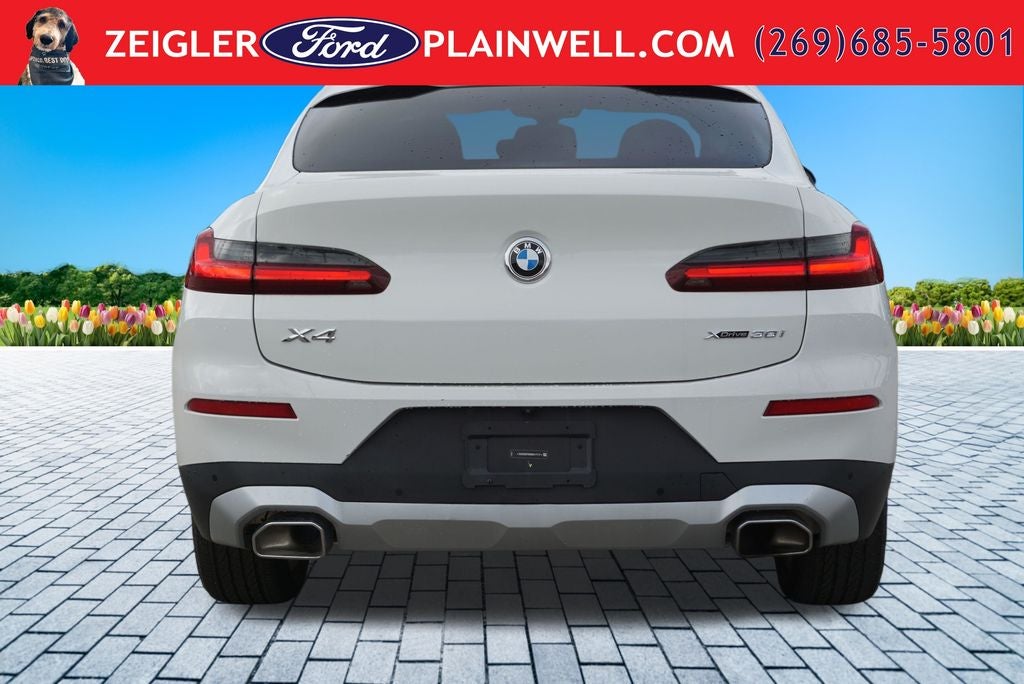 2025 BMW X4 xDrive30i