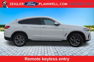 2025 BMW X4 xDrive30i