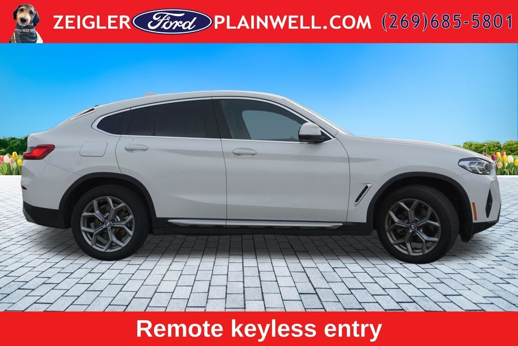 2025 BMW X4 xDrive30i