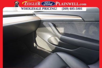 2022 Tesla Model 3 Long Range AWD Leather Skyroof