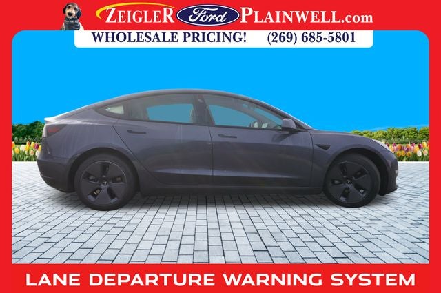 2022 Tesla Model 3 Long Range AWD Leather Skyroof