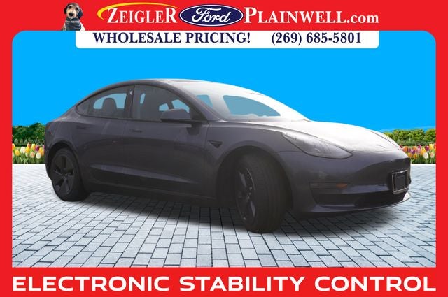 2022 Tesla Model 3 Long Range AWD Leather Skyroof