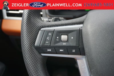 2023 Mitsubishi Outlander PHEV Base