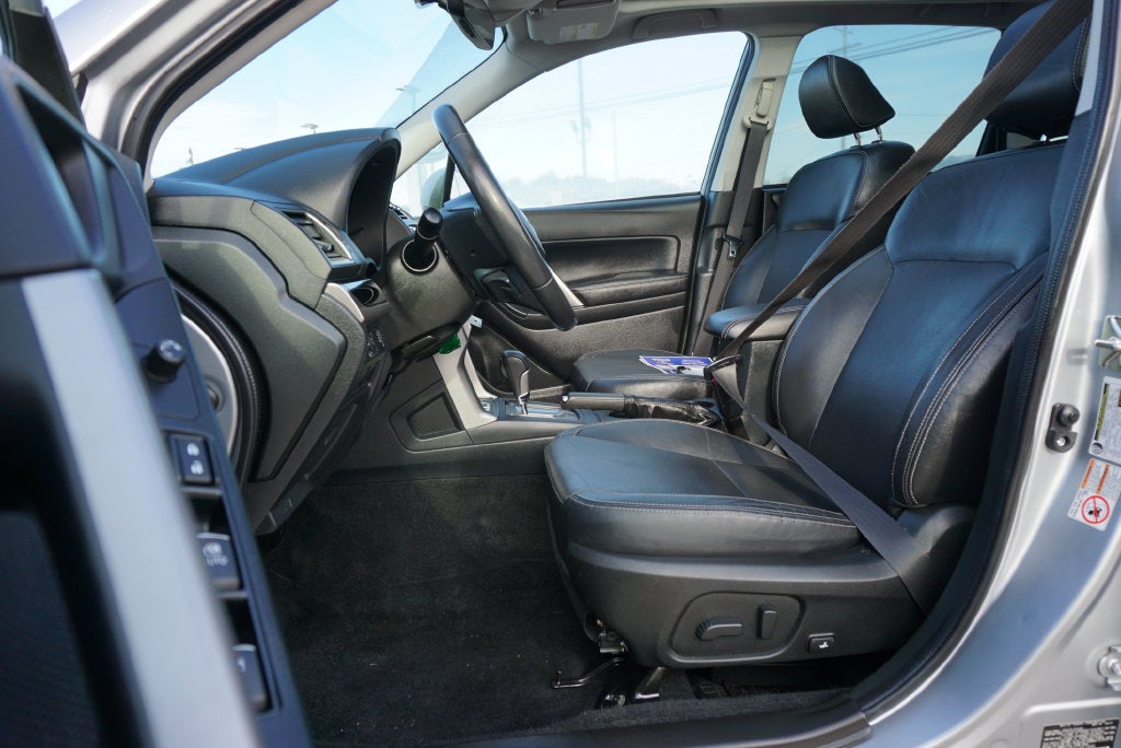 2018 Subaru Forester 2.5i Limited AWD Heated Leather Power Moonroof