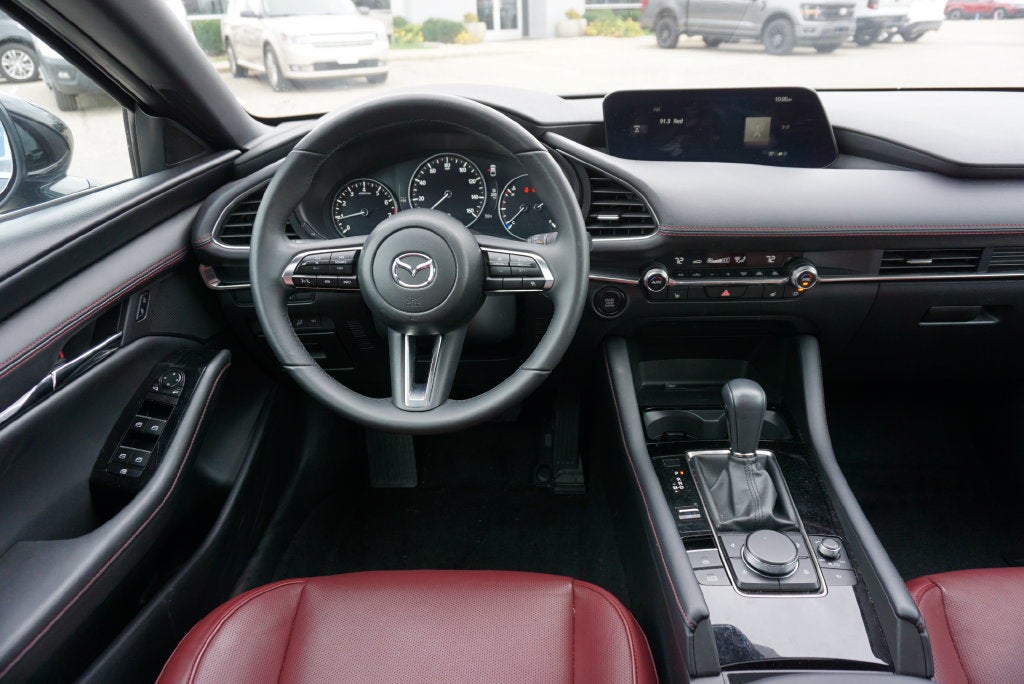 2026 Mazda Mazda3 2.5 S Carbon Edition AWD Heated Leather Moonroof R Camera Bose