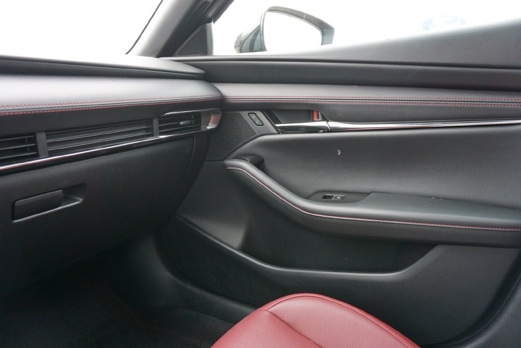 2026 Mazda Mazda3 2.5 S Carbon Edition AWD Heated Leather Moonroof R Camera Bose