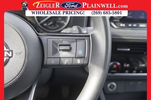 2022 Nissan Rogue SV AWD Rear Parking Sensors Remote keyless entry Rea