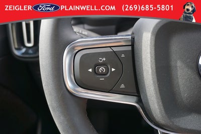 2023 Volvo C40 Recharge Pure Electric Twin Plus AWD PANORAMIC ROOF LEATHER 360 CAMERA