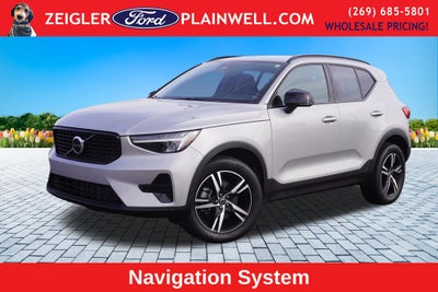 2024 Volvo XC40 B5 Core AWD