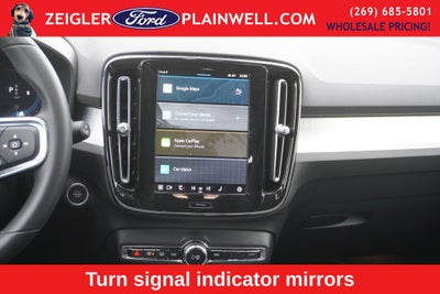 2024 Volvo XC40 B5 Core AWD