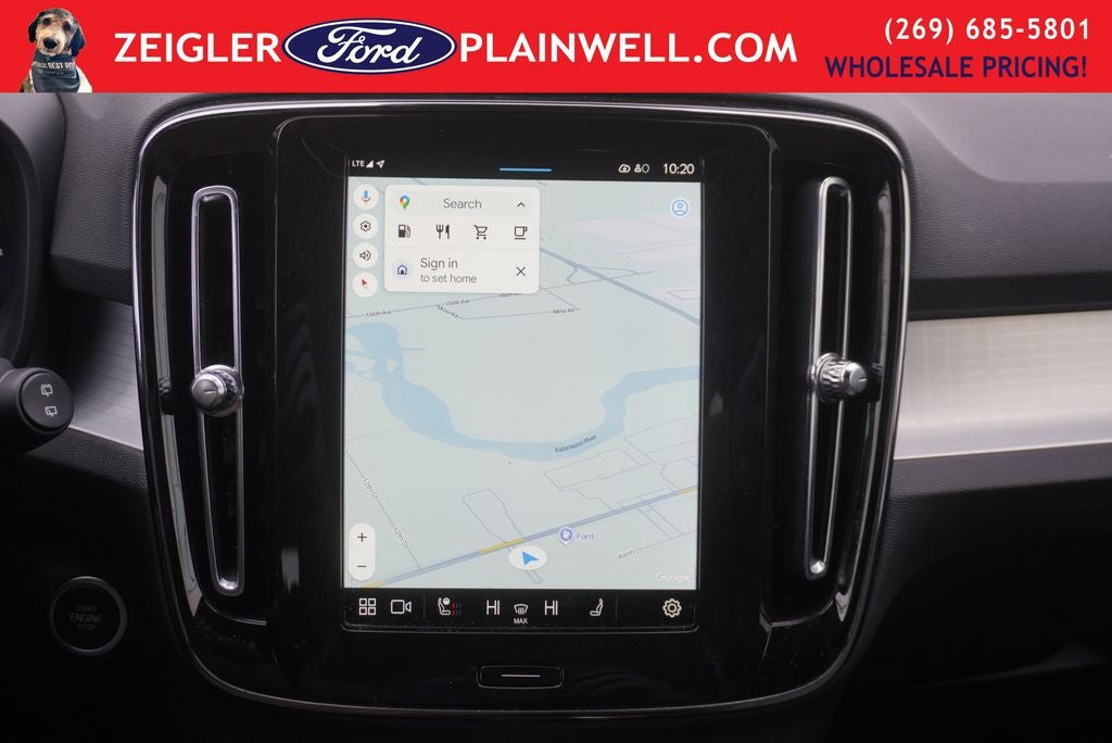 2024 Volvo XC40 B5 Core AWD