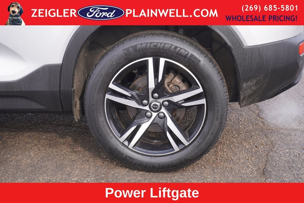 2024 Volvo XC40 B5 Core AWD