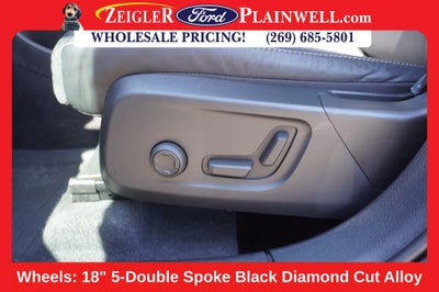 2023 Volvo XC40 B5 Plus Dark Theme AWD HEATED LEATHER POWER MOONROOF NAV