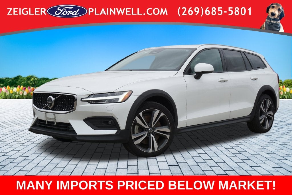 2025 Volvo V60 Cross Country B5 Plus