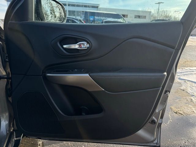 2021 Jeep Cherokee Latitude Lux FWD