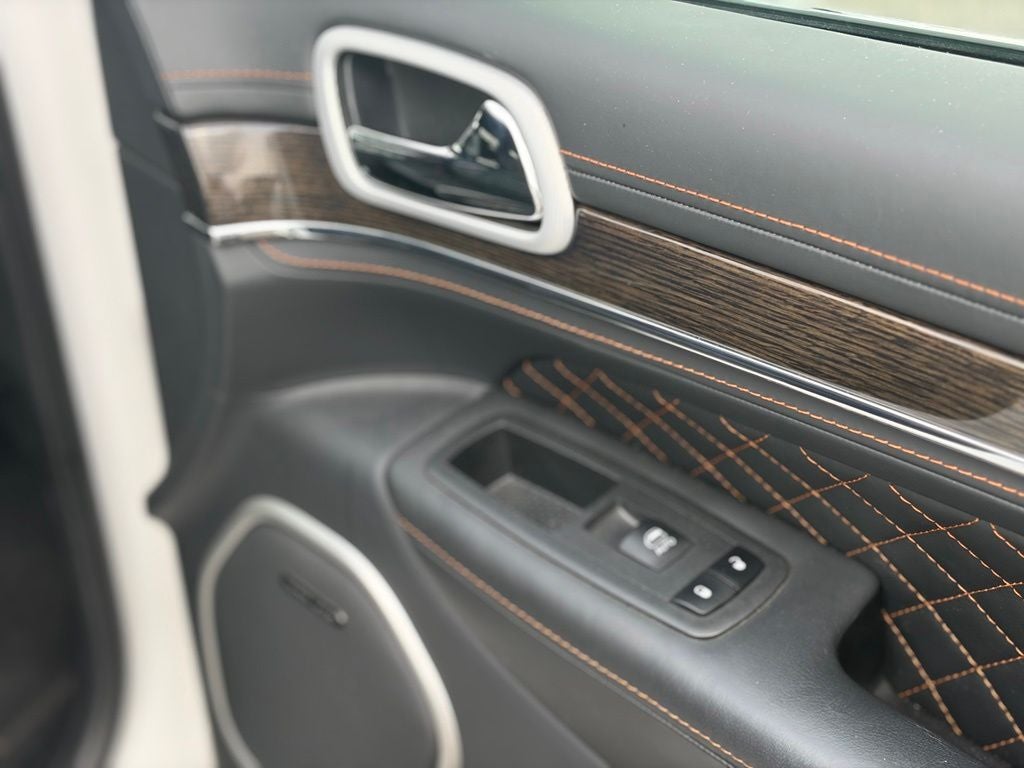 2021 Jeep Grand Cherokee Summit