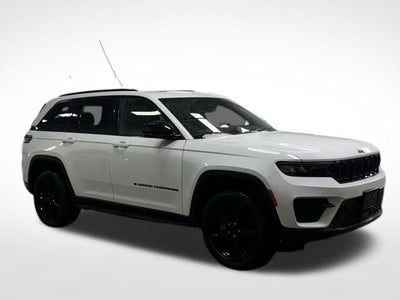 2022 Jeep Grand Cherokee Altitude 4x4