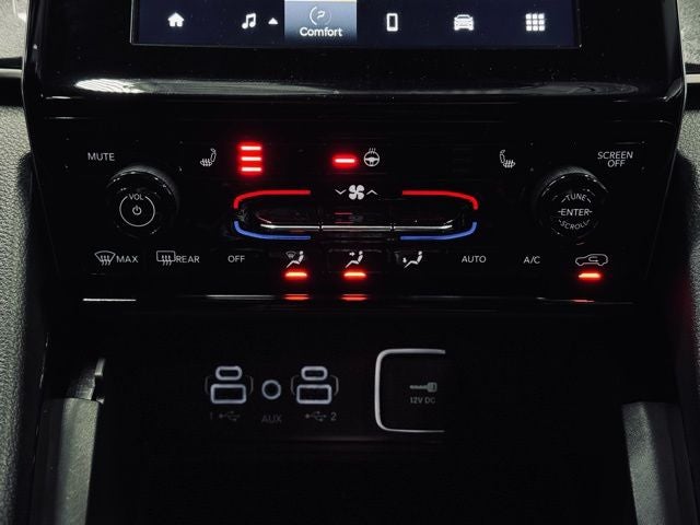 2023 Jeep Grand Cherokee Laredo 4x4